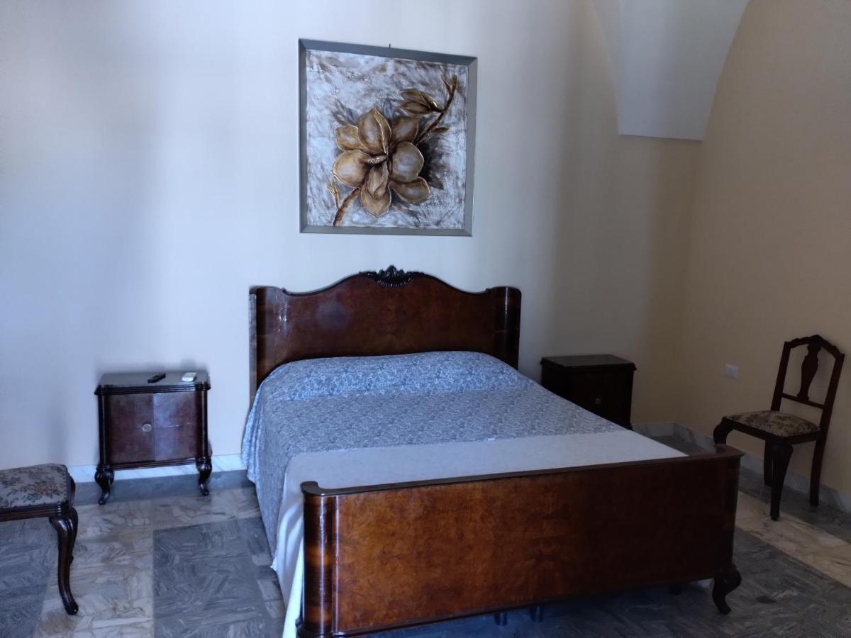 Bed and Breakfast Palazzo Costantini San Donato di Lecce Exterior foto