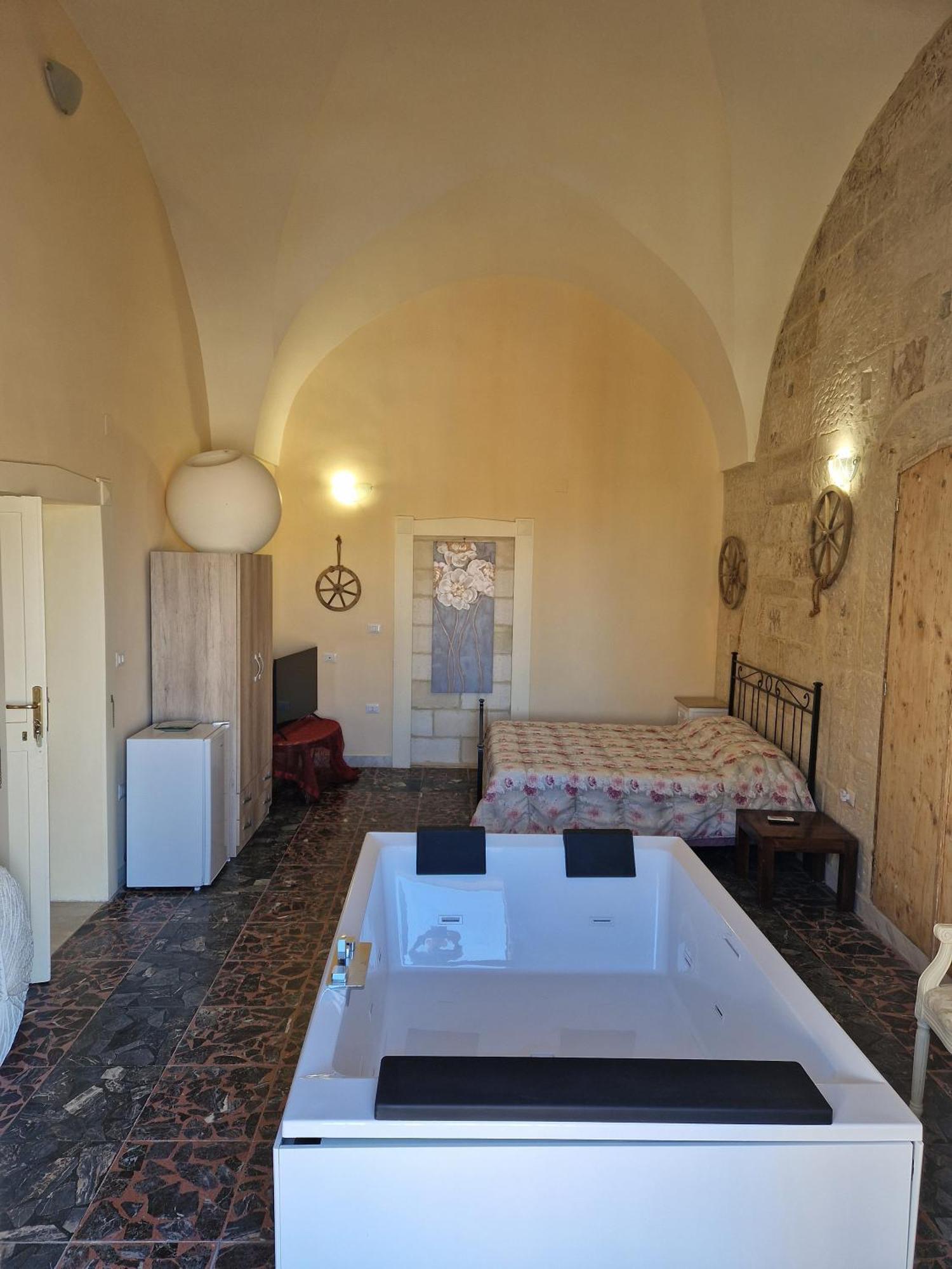 Bed and Breakfast Palazzo Costantini San Donato di Lecce Exterior foto